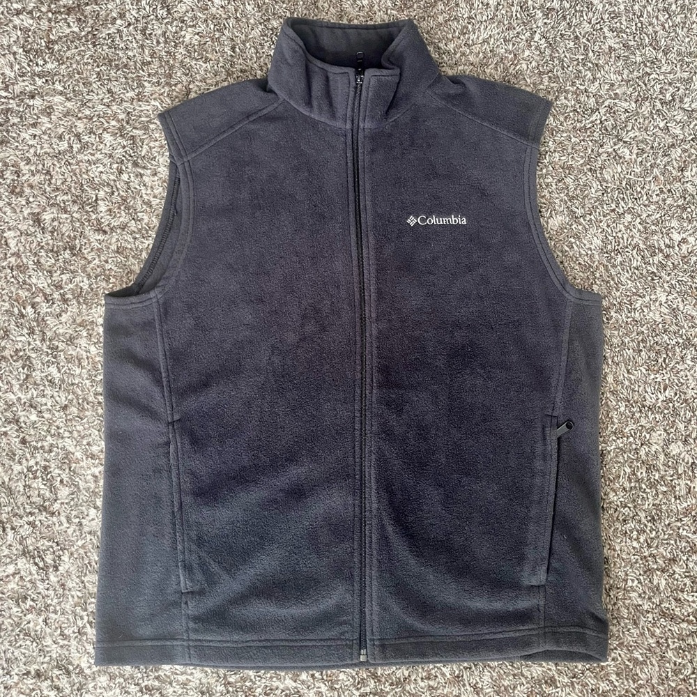 Men’s Columbia Fleece Vest